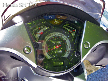 honda-sh125i_05