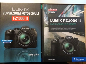 lumix-fz10002-buecher