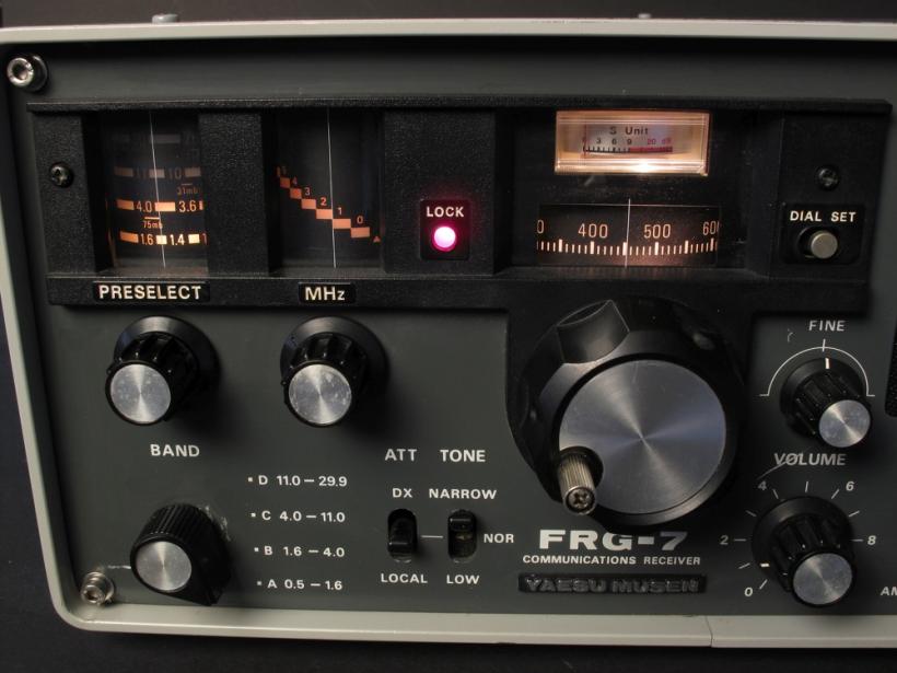 yaesu frg-7 detail