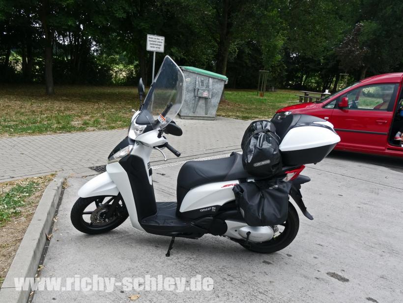 Honda SH300i (2014) :: Bilder Videos Erfahrung | Richy Schley